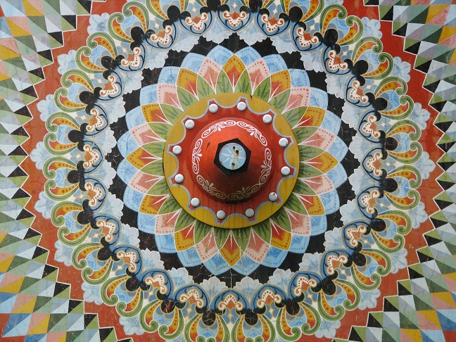 oxcart wheel, costa rica, copyright athena rayne anderson