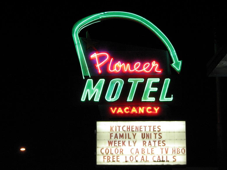 pioneer motel, route 66 neon, copyright athena rayne anderson
